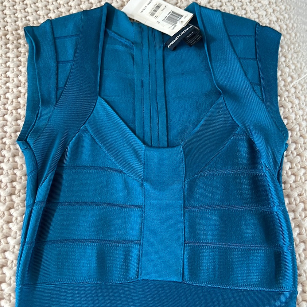 French Connection dress. Size 2. With tags. Blue.